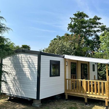 Camping Le Village De La Mer Les Moutiers Εξωτερικό φωτογραφία