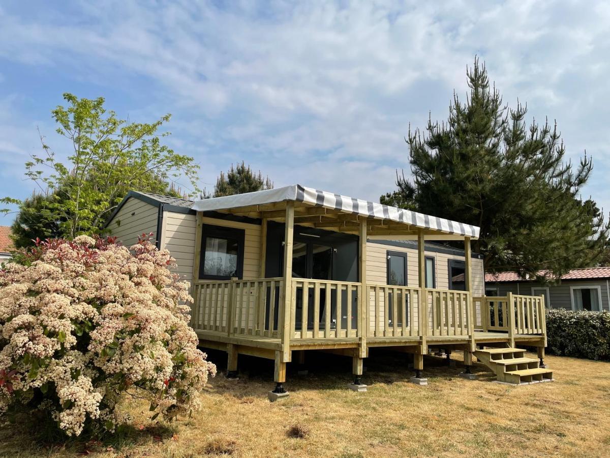 Camping Le Village De La Mer Les Moutiers Εξωτερικό φωτογραφία