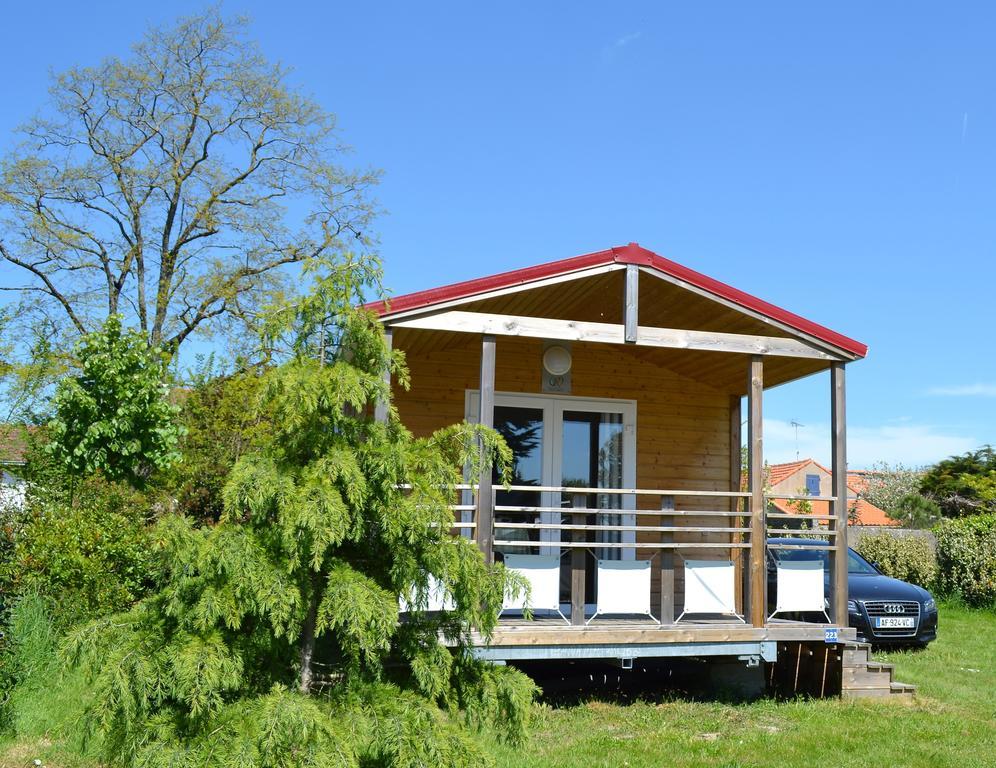 Camping Le Village De La Mer Les Moutiers Εξωτερικό φωτογραφία